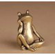 thumbnail image 2 of Adorno de latón puro con forma de rana sentada para decorar el escritorio de casa. Accesorio de latón único y elegante para el té., 2 of 6