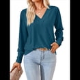 thumbnail image 1 of Blusas de Verano para Mujer con Mangas 3/4, Cuello en V, Mangas Abullonadas, Estilo Casual, con Textura Fruncida. Verde Oscuro 4XL, 1 of 8
