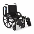 thumbnail image 3 of Silla de ruedas ultraligera Medline Premium con brazos abatibles de longitud completa y reposapiernas elevables para mayor comodidad, asiento de 18", n.°, 1 unidad, 3 of 5