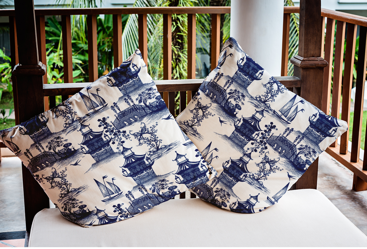 20" x 20" Simply Daisy China Old Indoor/Outdoor Polyester Throw Pillow, Porcelain Blue Qty 1