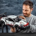thumbnail image 2 of Porsche 911 Modèle de Course en Briques Assemblées Jouet Cadeau, 2 of 5