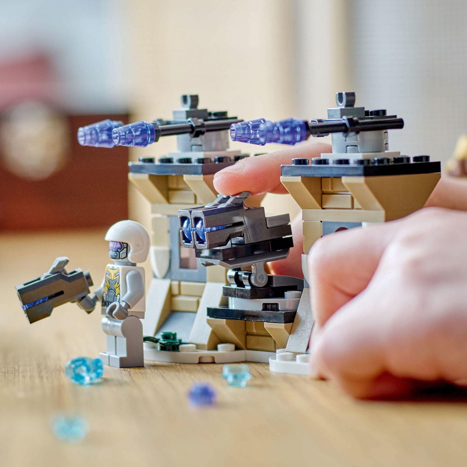 LEGO Marvel Iron Man & Iron Legion vs. Hydra Soldier Avengers Toy, Marvel Gift for Young Super Heroes, 76288, Includes 135 Pieces, Ages 6+