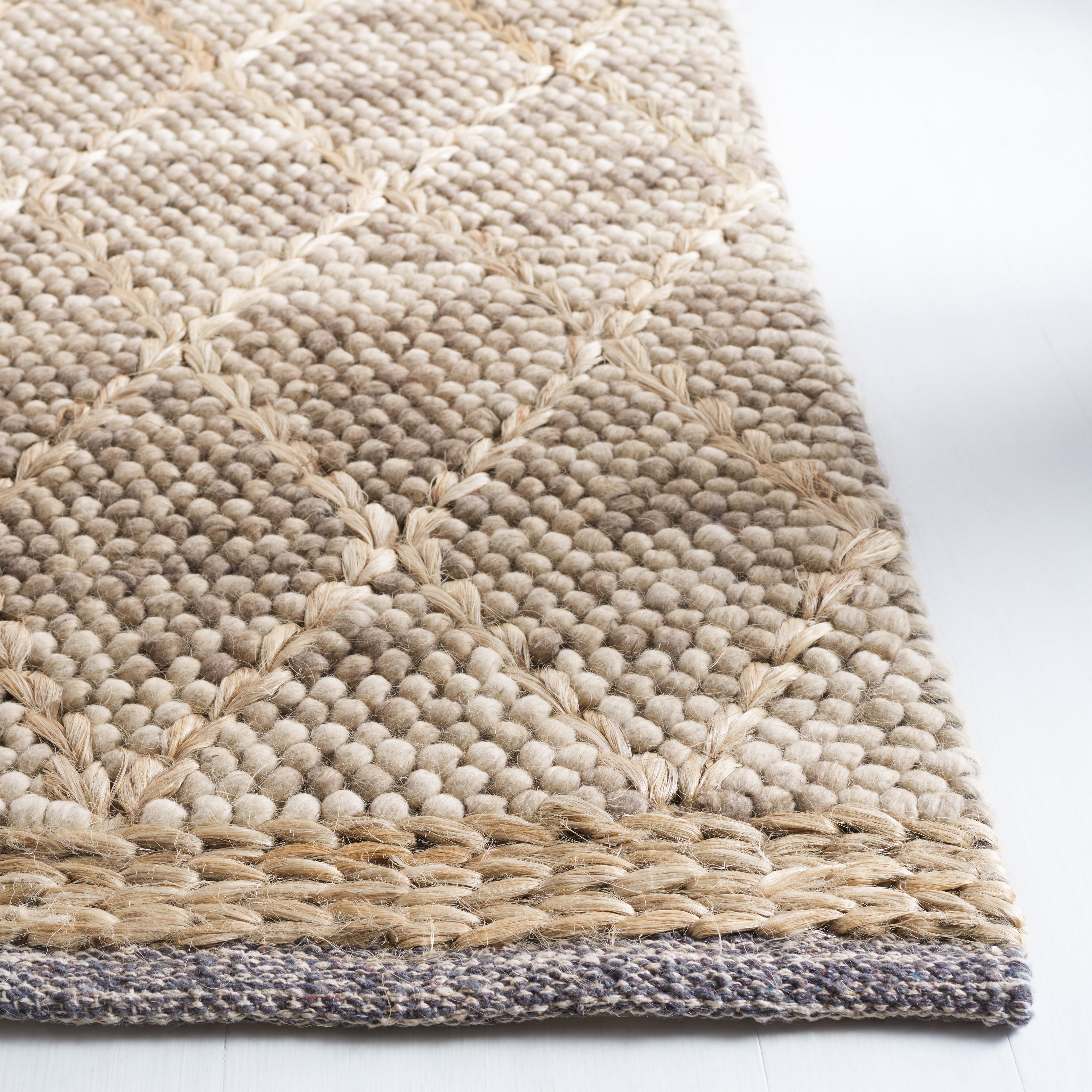 SAFAVIEH Natura Glenn Diamond Area Rug, Brown/Natural, 6' x 6' Square