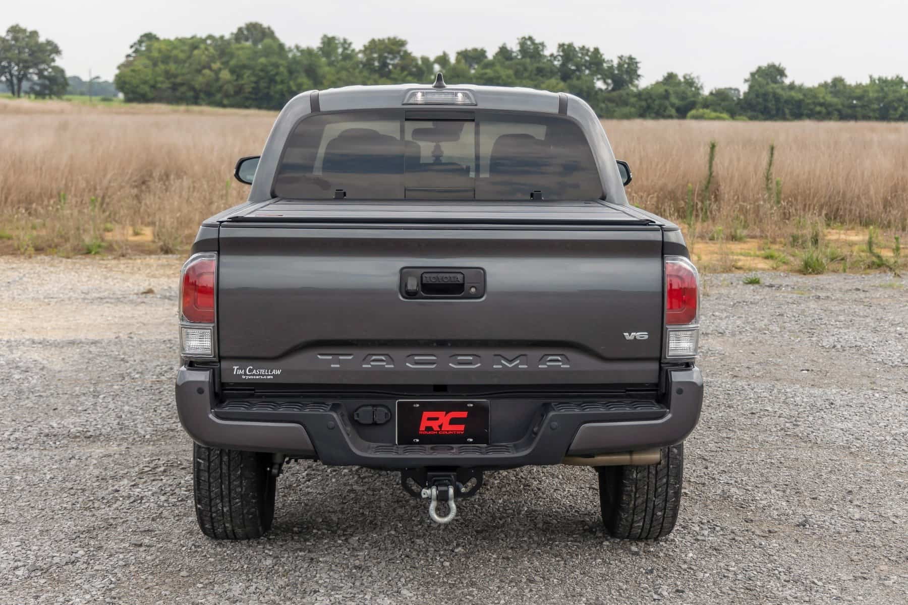 Rough Country Low Profile Bed Cover for 2016-2023 Toyota Tacoma | 5' - 47420500B