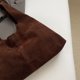 thumbnail image 5 of Bolso Chic Hobo Bag 8026 (Café), 5 of 9