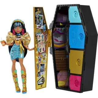 Monster High Cleo De Nile Fashion Doll with Blue Streaked Hair, Accessories  & Pet Dog