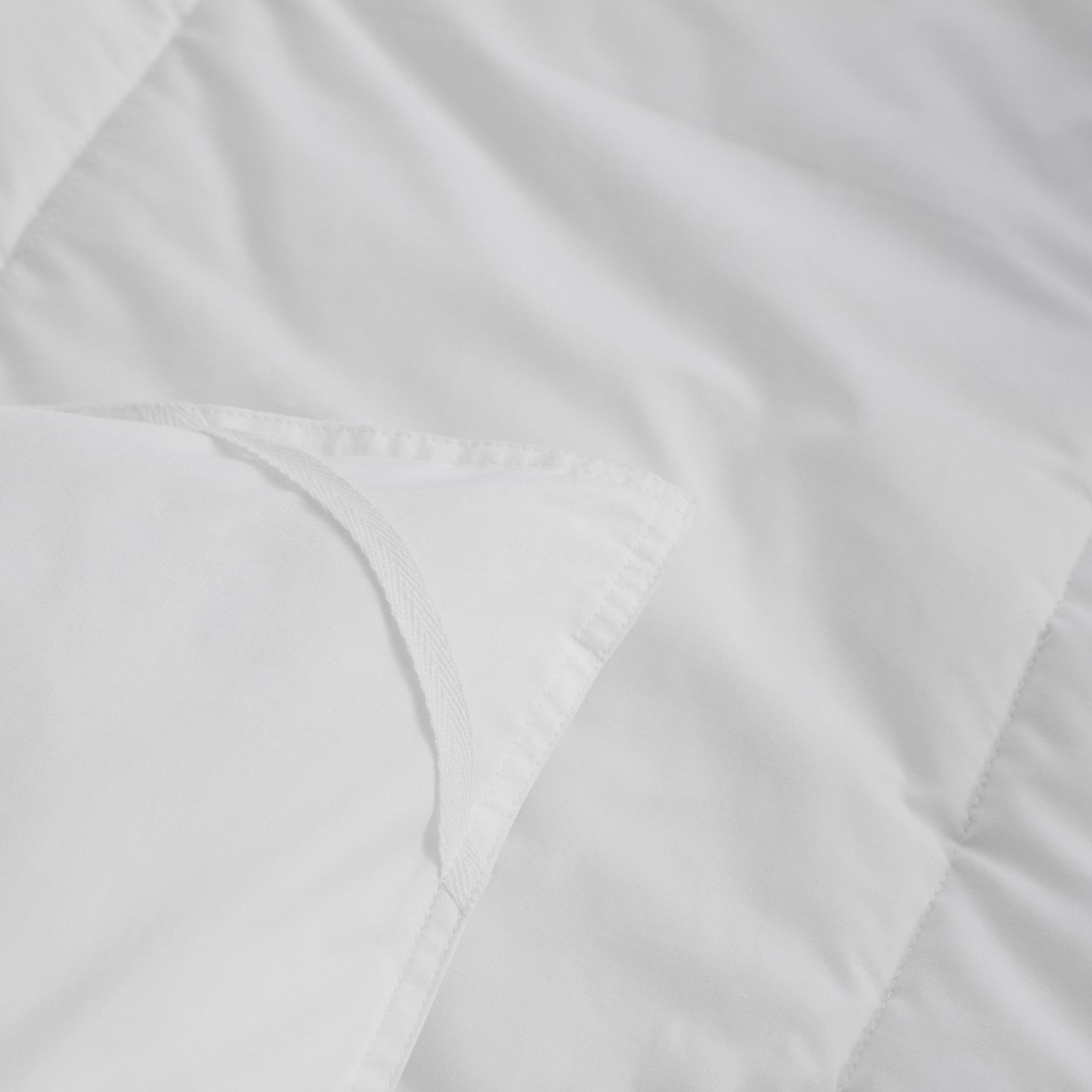 Twin White ECO PURE Pure and Simple Comforter 