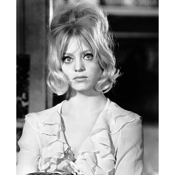 Theres A Girl In My Soup Goldie Hawn 1970 Photo Print