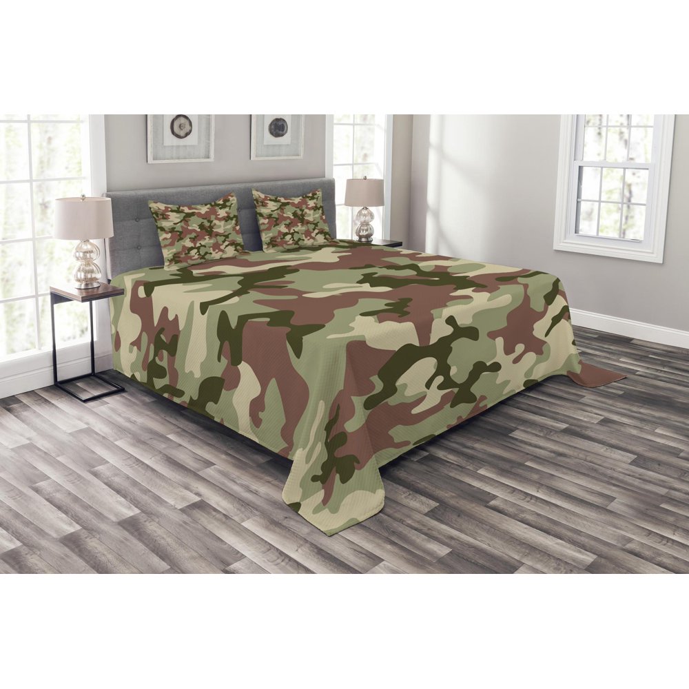 Camo Bedspread Set King Size, Illustrated Green Camouflage in Forest