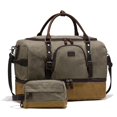 thumbnail image 1 of Bolso Weekender Nerlion de piel de lona verde para hombre, 15 kg, 1 of 9