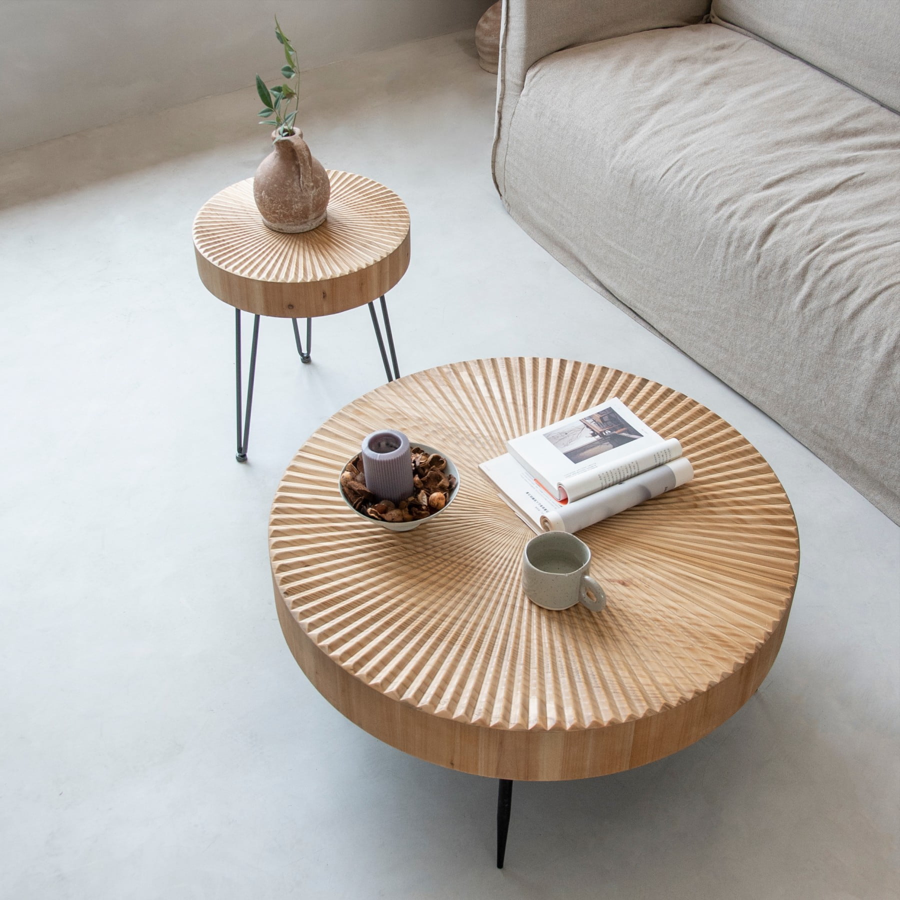 COZAYH 2-Piece Modern Farmhouse Living Room Coffee Table Set, Nesting Table Round Natural Finish with Handcrafted Wood Radial Pattern