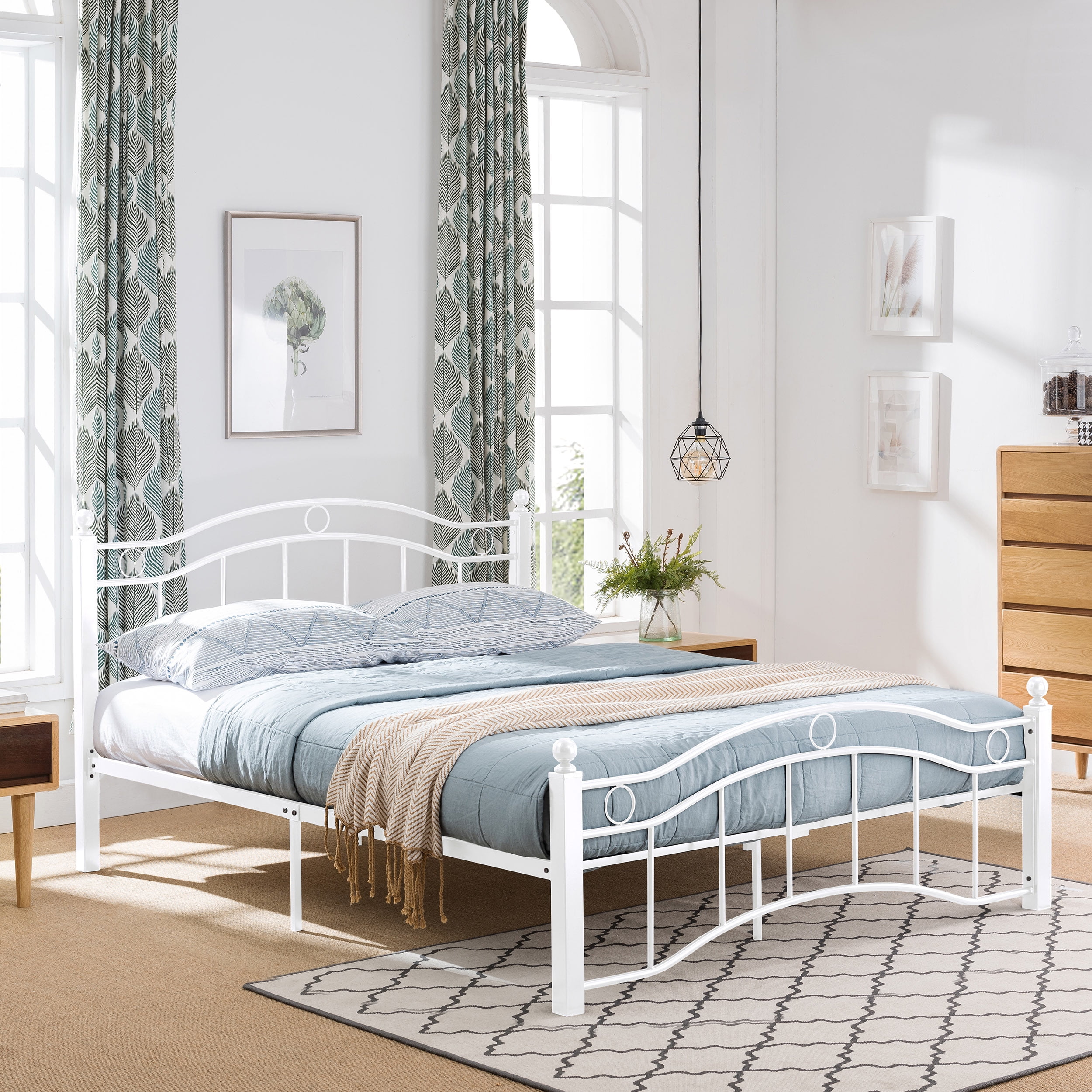 Noble House Yarel Contemporary Iron Queen Bed Frame, White - Walmart.com