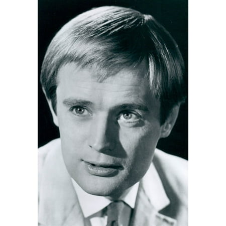 David Mccallum 24x36 Poster Man From Uncle - Walmart.com
