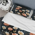 thumbnail image 4 of Designart "Seaside Red White Floral Bliss I" Floral Bedding Covert Set - Cottage Bed Set With 2 Shams, 4 of 5