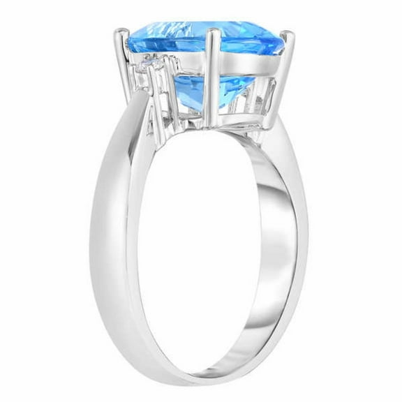 Pompeii 4.68Ct Sky Blue Topaz & Diamond Ring in 14k White Gold (G/H,I1)