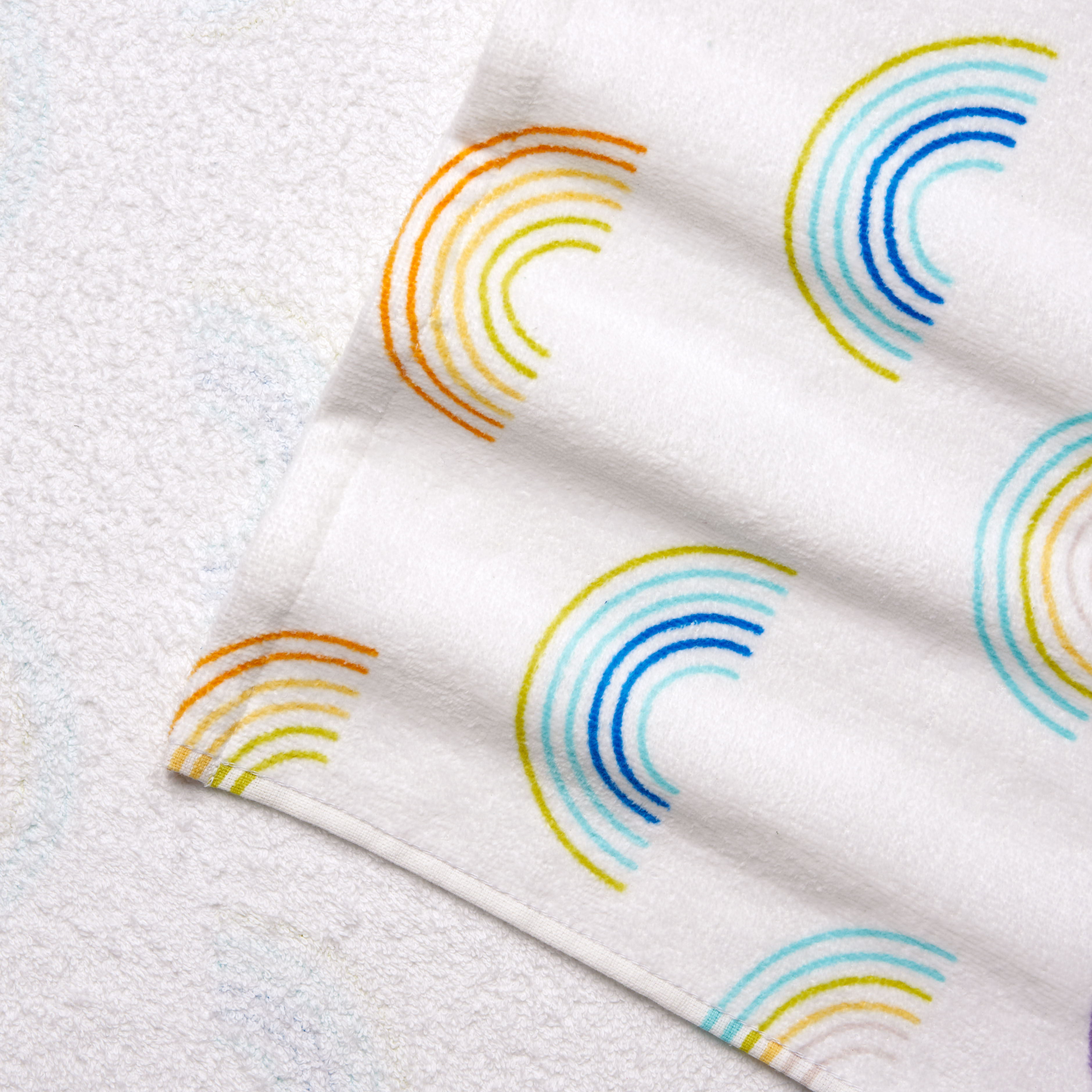 Gap Home Kids Rainbow Toss Organic Cotton 6 Piece Towel Set, White - image 2 of 5