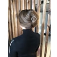 thumbnail image 4 of Horquillas de metal minimalistas para mujeres y niñas: diseño hueco delicado, accesorio para sujetar la cola de caballo, horquillas para el cabello con círculos geométricos, 4 of 6