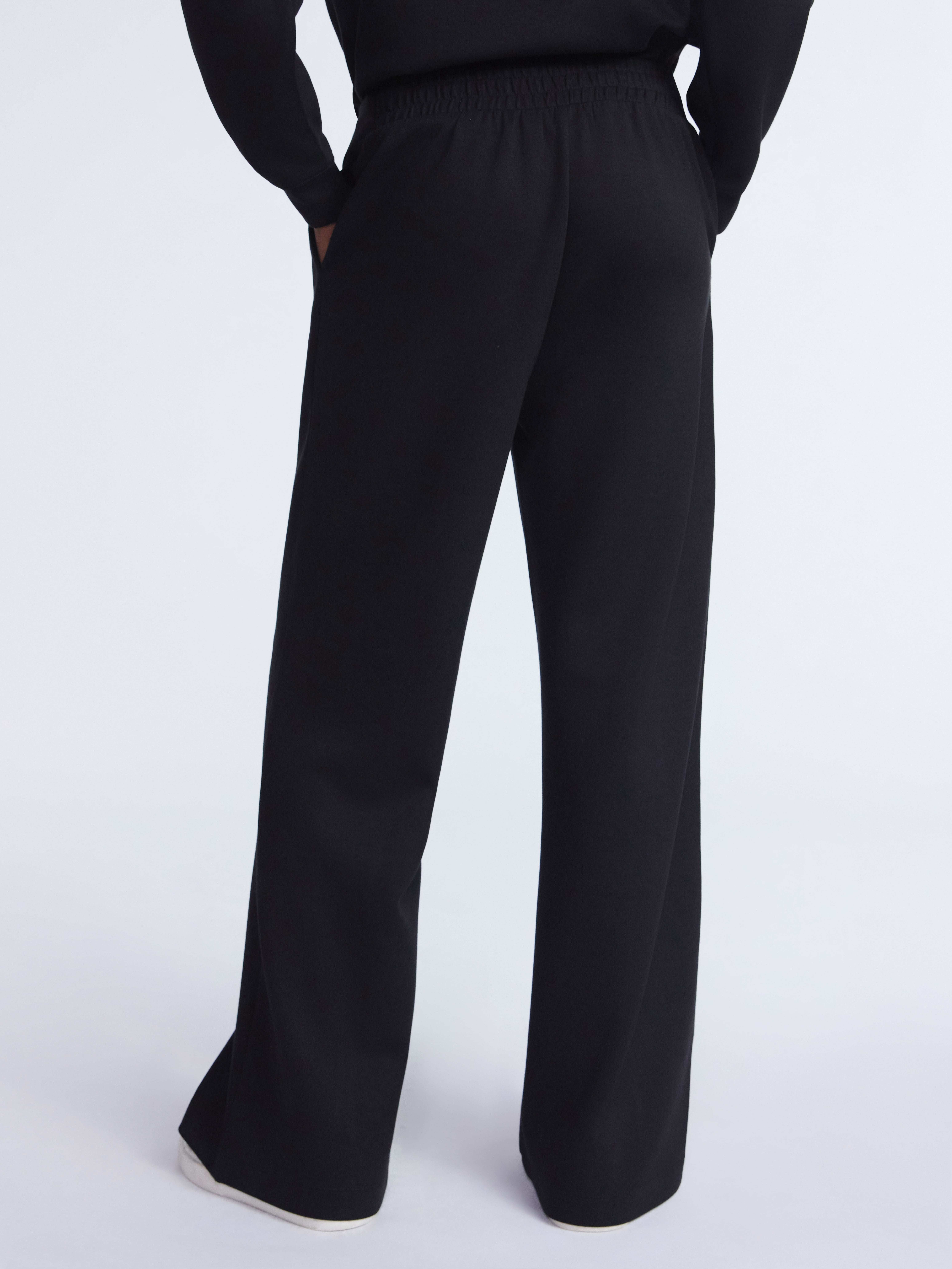 Scoop Women’s and Women’s Plus New Scubaknit Seamed Sweatpants, Regular and Short Lengths, Sizes XS-4X