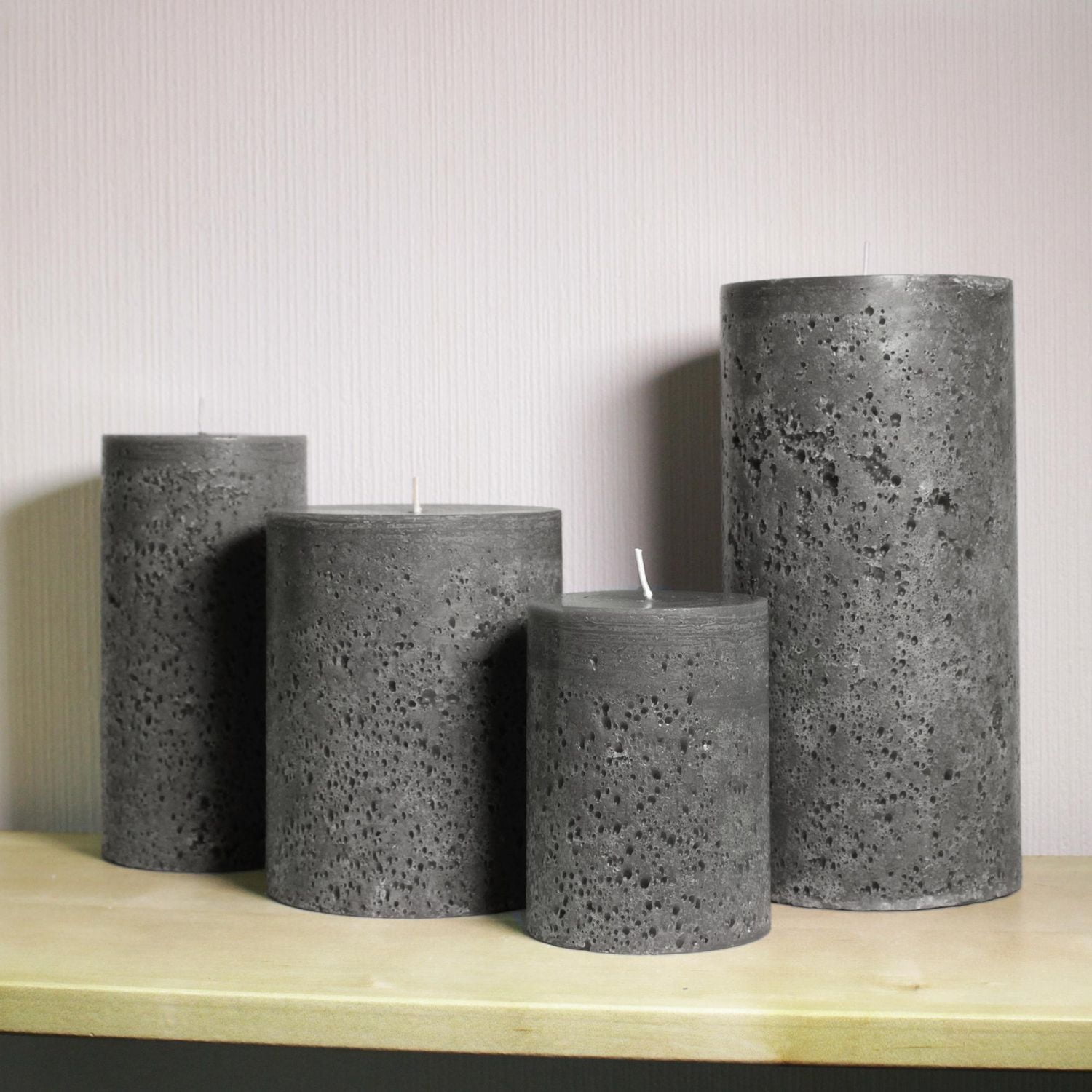 Hometrends 6" Dark Amber & Peony Scented Pillar Candle