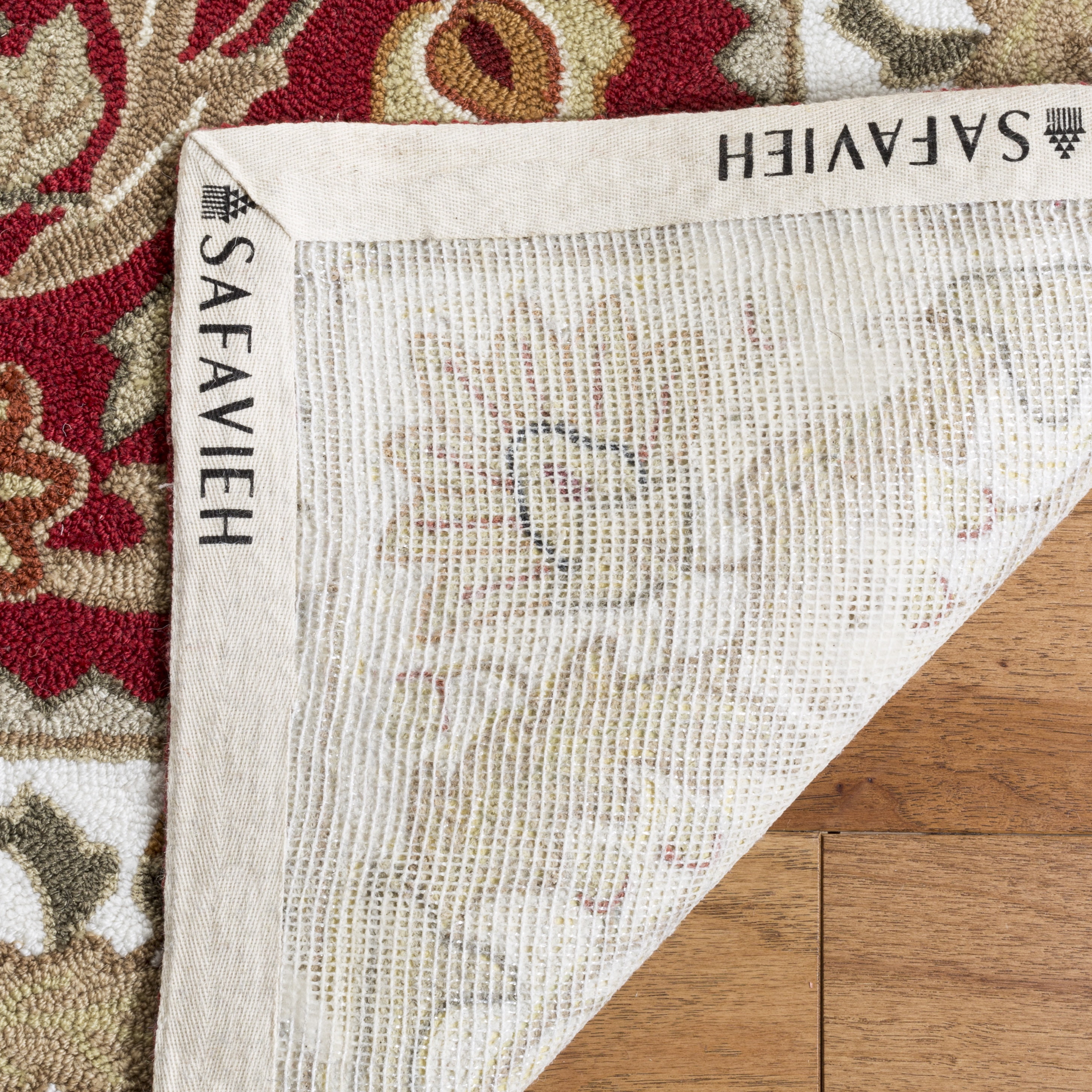 Safavieh Easy Care Myrtle Floral Area Rug, Red/Ivory, 6' x 6' Round
