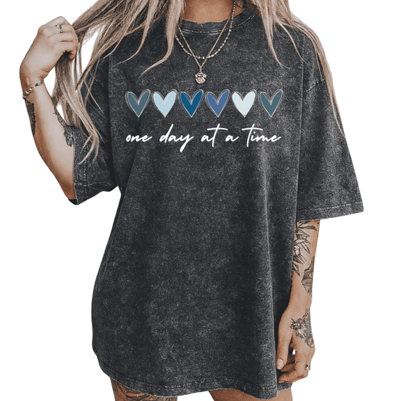 UNISHE Women's Black One Day At A Time Tee Vintage Washed T-Shirt Short Sleeve Crew Neck Top