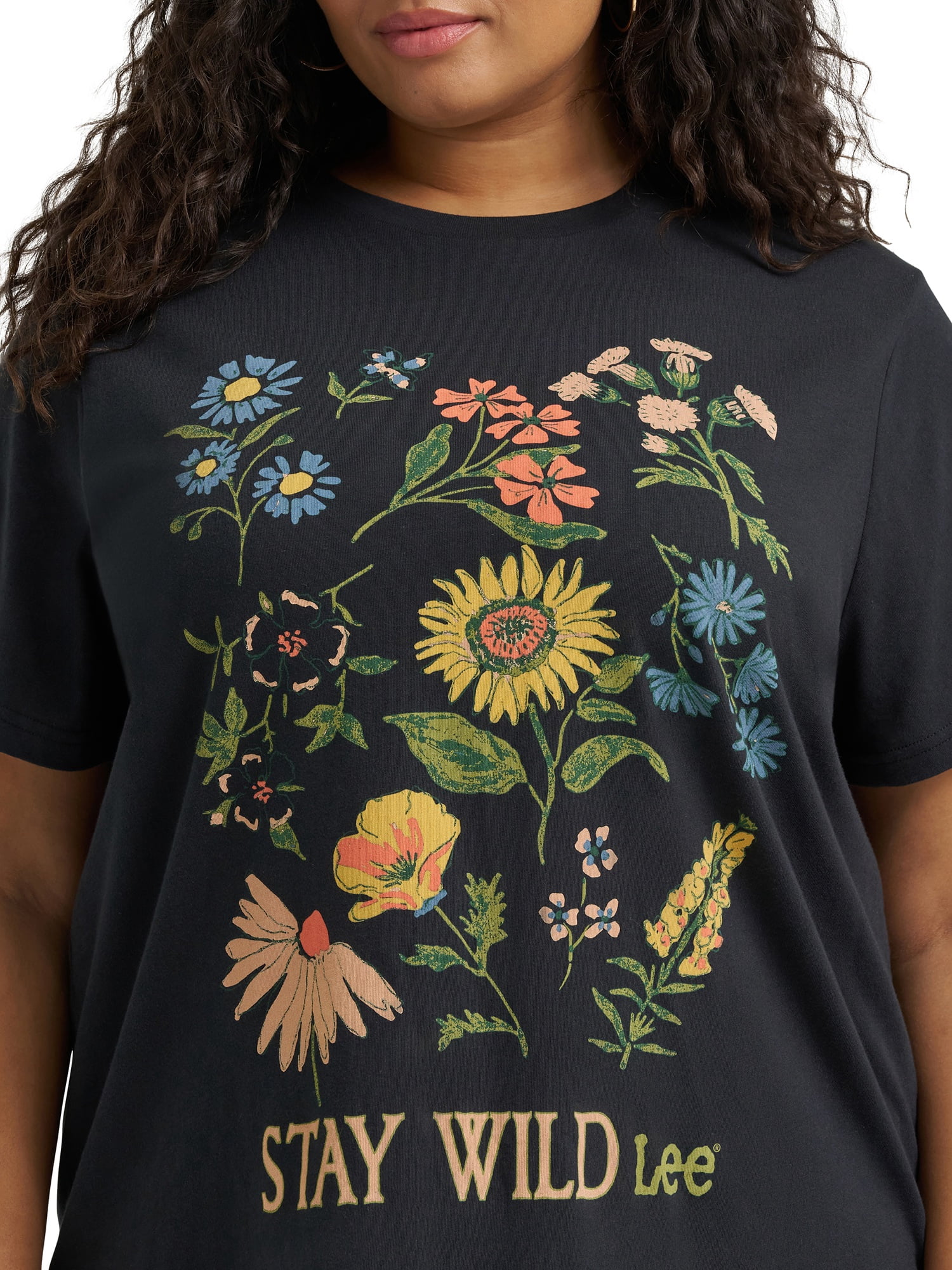 Lee® Women's Plus Short Sleeve Graphic Logo Lifestyle Tee, Sizes 0X-4X