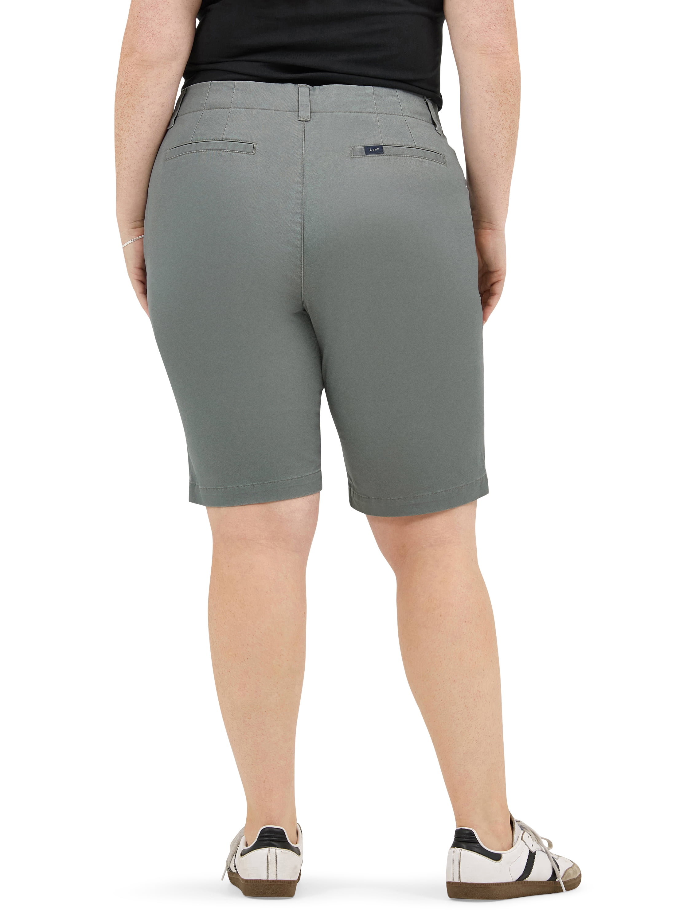 Lee Women's Plus Size 9" Chino Bermuda Shorts