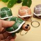 thumbnail image 3 of Llavero de tortuga con cabeza que hace estallar el juguete blando para reducir el estrés para hombres, mujeres, niños y niñas, 4 piezas ER, 3 of 5