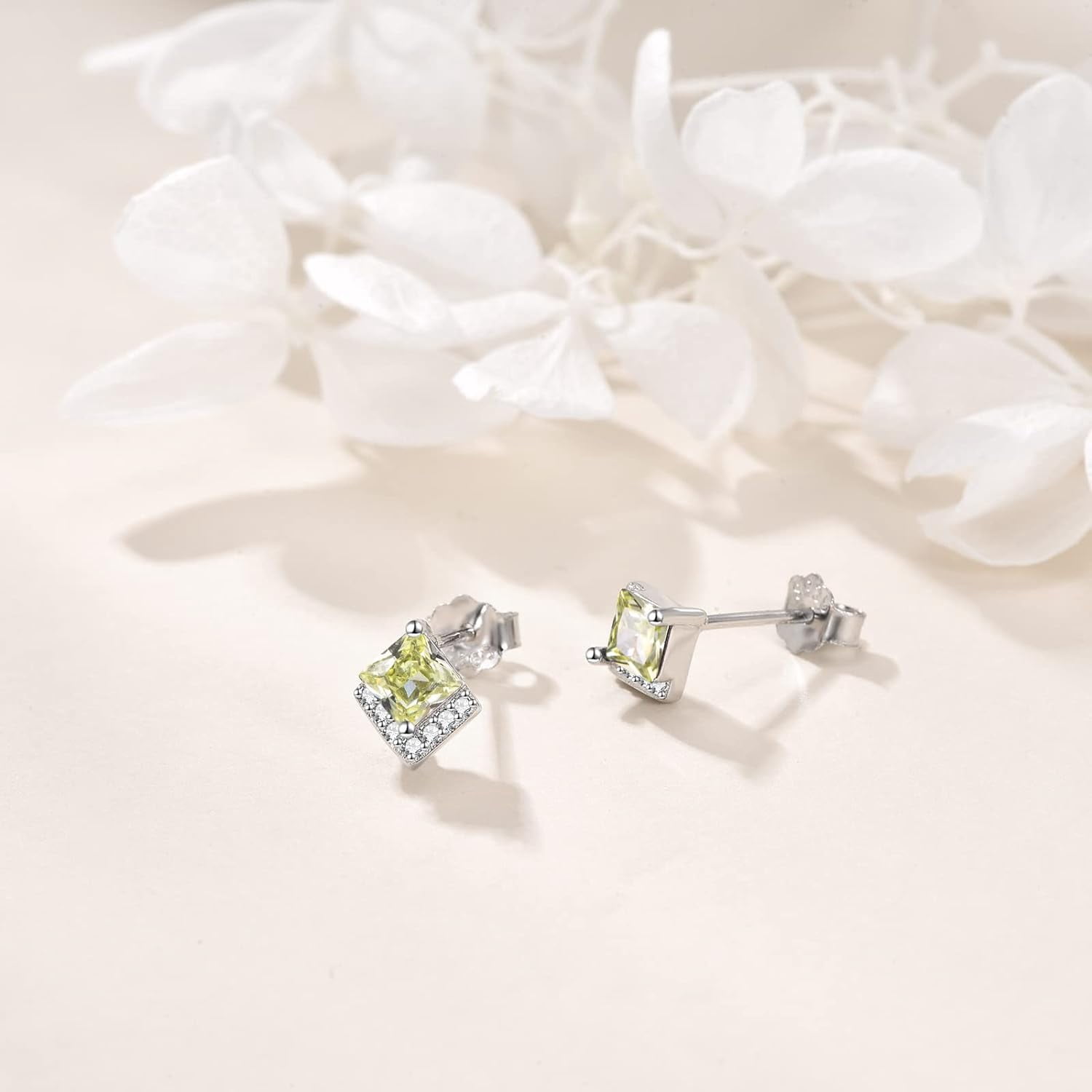 Birthstone Stud Earrings Sterling Silver Square Created Peridot Light Green Crystal August Earrings Cubic Zirconia Hypoallergenic Piercing Jewelry Small Gifts for Women Mothers