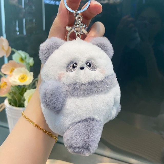 LLavero de Panda de pareja magnética de felpa creativa, lindo juguete de peluche Kawaii, regalo de vacaciones para niña, colgante de mochila con imán personalizado