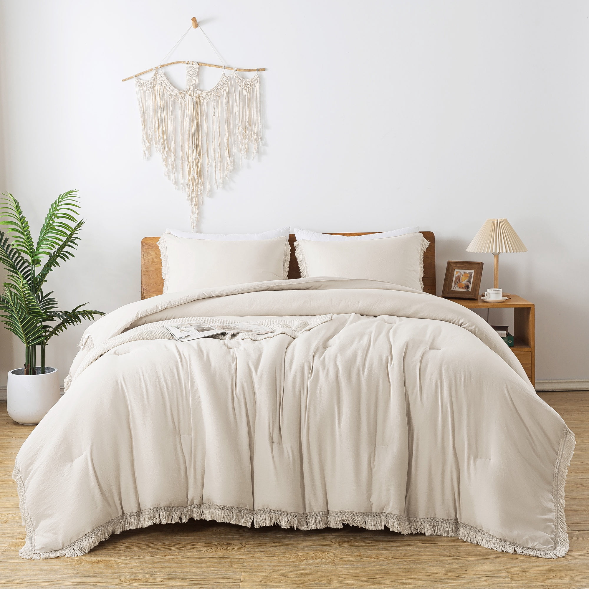 Andency Beige Comforter Sets Queen, 3 Pieces Soft Fluffy Cream Bedding Comforter Set for Queen Size Bed, All Season Lightweight Boho Tassel Down Alternative Bed Set