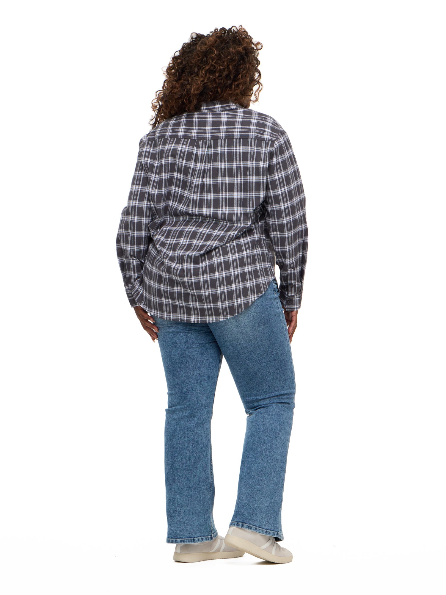 Forever 21 Women's Oversized Plaid Brushed Flannel Shirt with Patch Pockets, Long Sleeve 100% Cotton, Grey Plaid, XXS-4X