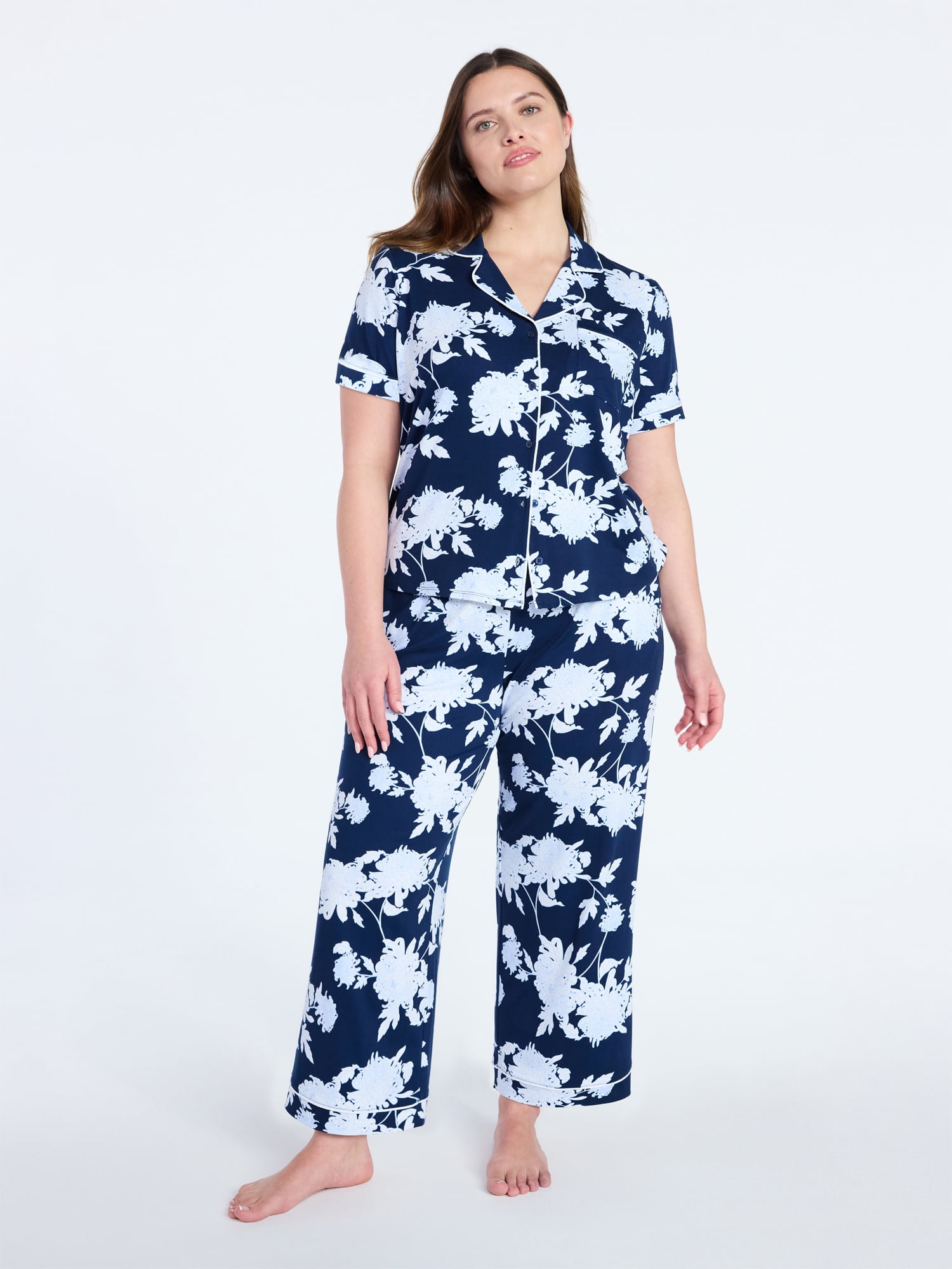 Joyspun Women's Dreamy Soft Collection Notch Collar Top and Capri Pants Pajama Set, 2-Piece, Sizes XS-3X
