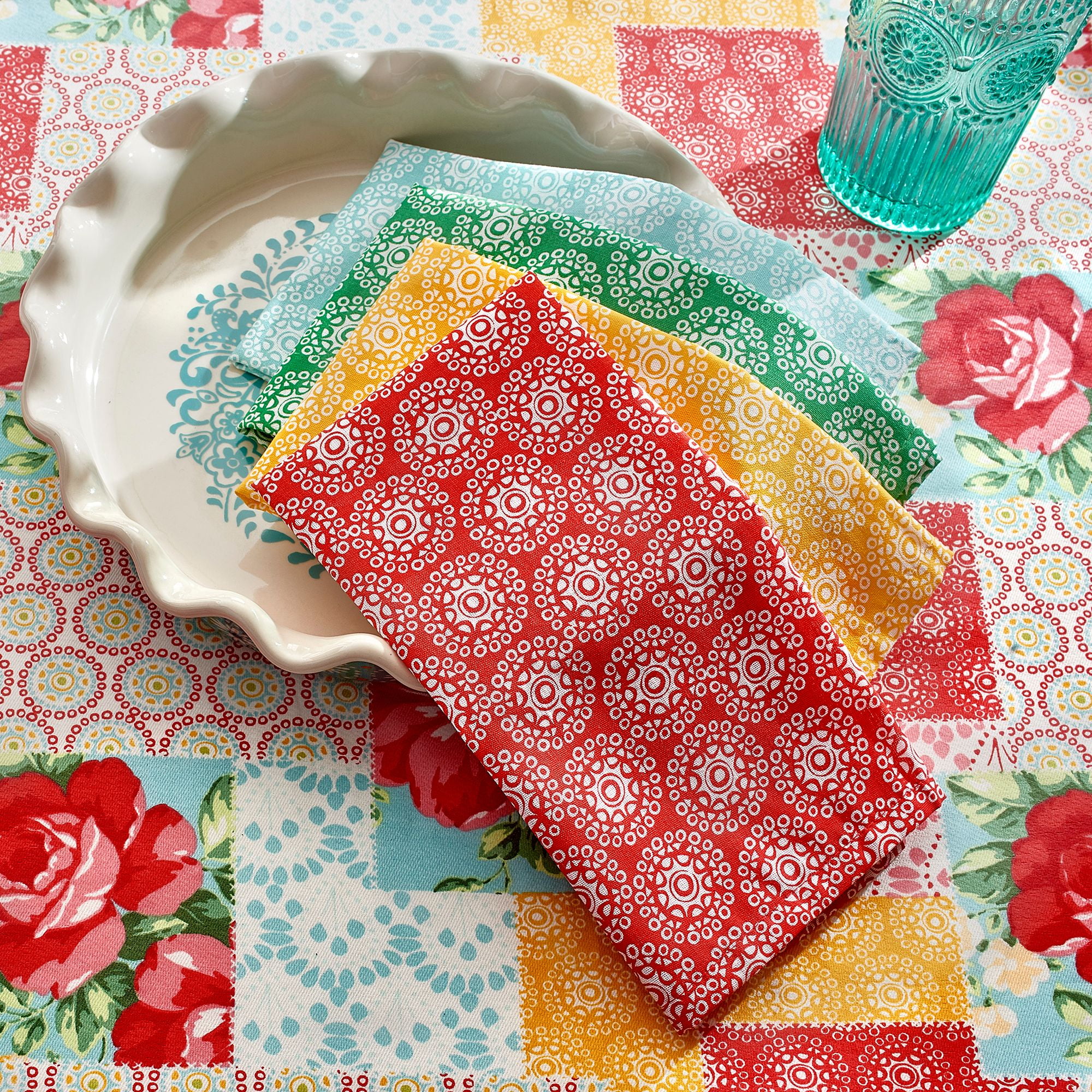 The Pioneer Woman Hyacinth 4 pack Napkin Set