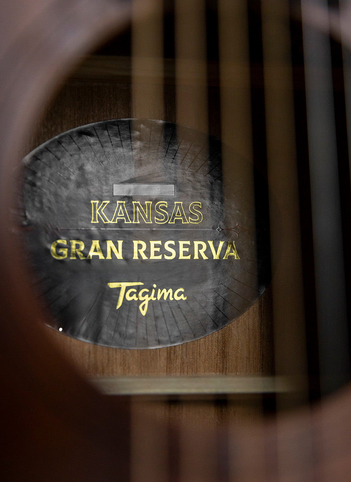 Tagima KANSAS GRAN RESERVA EQ DKMOP Dreadnought Cutaway Acoustic-Electric – Sapele, Piezo Pickup, Satin Finish