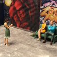 thumbnail image 4 of 2 Piezas Artesanías 1/64 Resina Mujer Fotografía Escenario Modelo Personas Figuras Juguetes Sunnimix Figura de personas de modelos en miniatura, 4 of 6