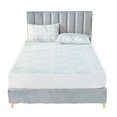 thumbnail image 1 of Cotton House - Protège-Matelas Infusé de Charbon, Imperméable, Format Simple, Blanc, 1 of 4