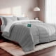 thumbnail image 1 of Set Edredón Acolchado con Fundas de Almohadas y Juego de Sábanas Dreamlab. Juego de Cama Completo para Cualquier Temporada. Hipoalergénico. Tamaño King, Gris claro y Blanco, 1 of 9