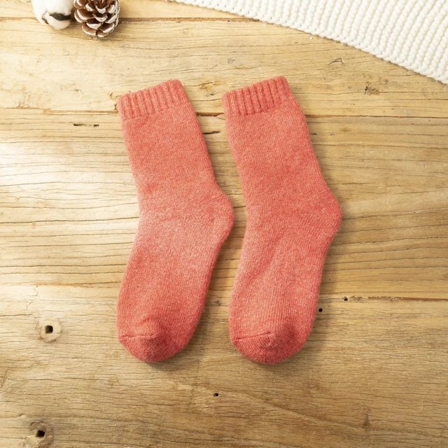 Calcetines de lana gruesa de color sólido de otoño e invierno para hombres y mujeres en los calcetines de tubo calcetines acolchados cálidos calcetines calcetines de toalla