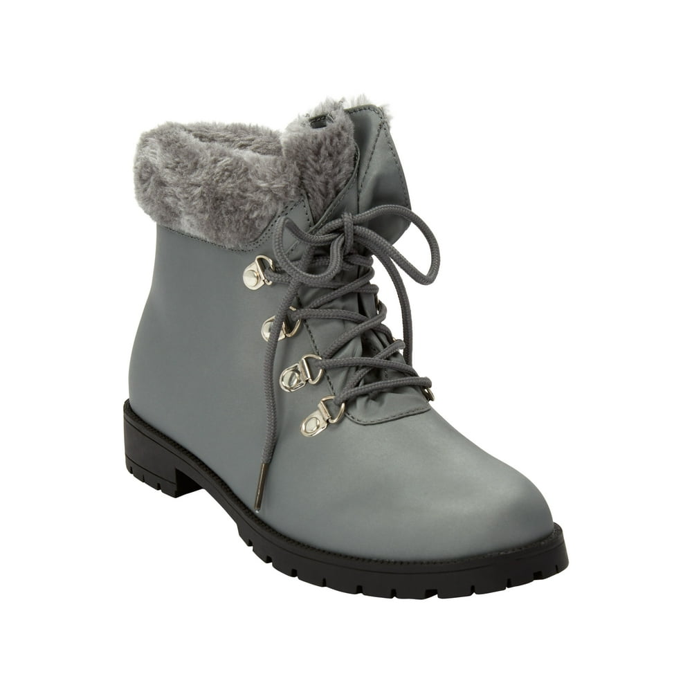 wide width walking boots