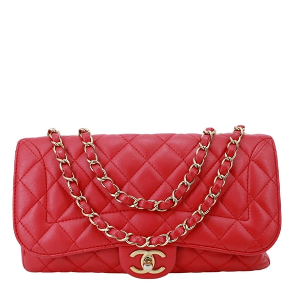 Pre-Owned Chanel Mademoiselle Chic Flap Medium Leather Shoulder Bag Red