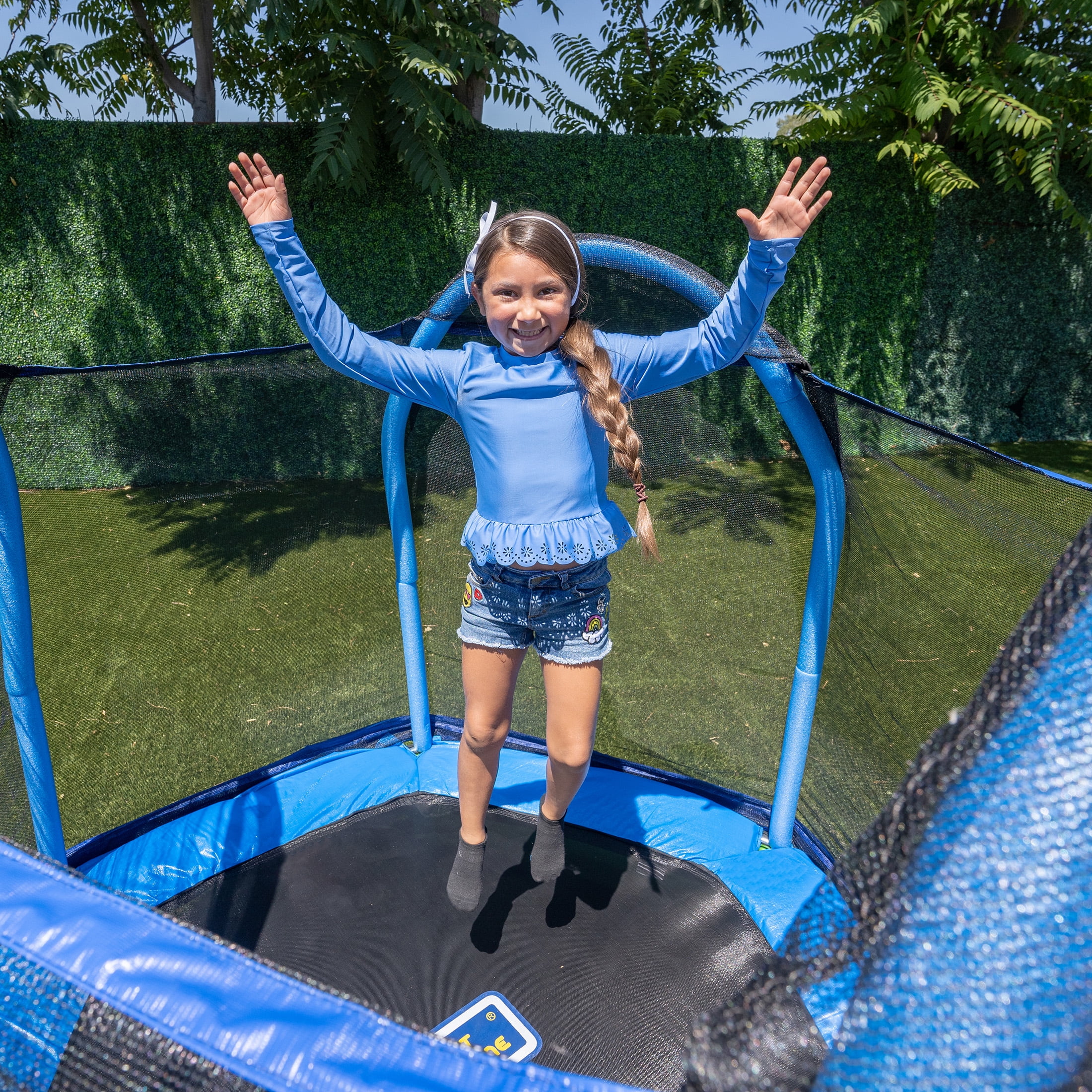 太陽のトランポリン Bounce Pro 7-Foot Trampoline Hexagon for Kids (3-10), Blue/Green