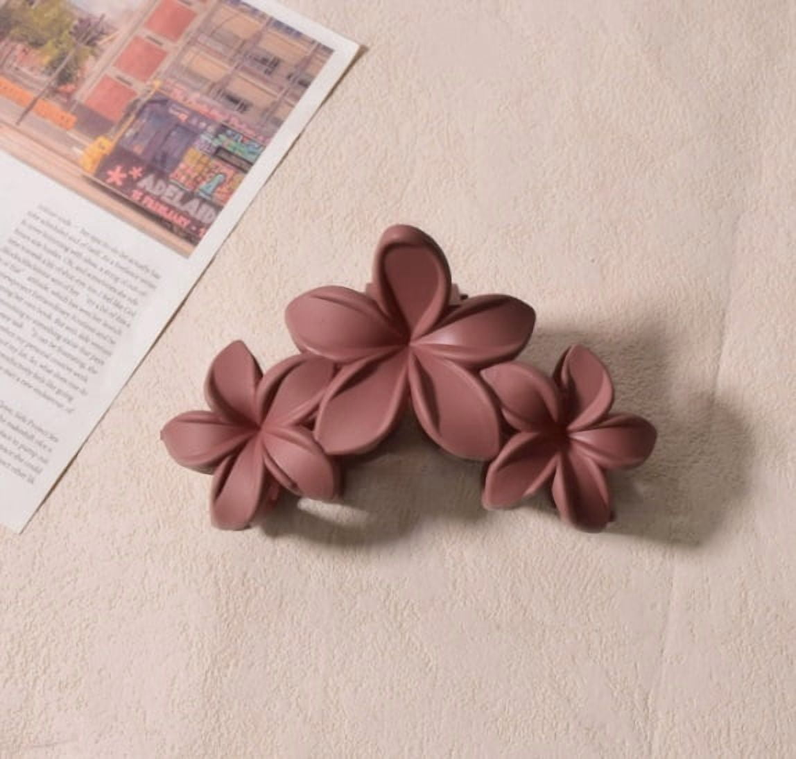 6 Pack Flower Shark Clips - Strong Grip Hair Accessories for All Hair Types, Elegant Design for Everyday Use, Perfect for Work and Dates