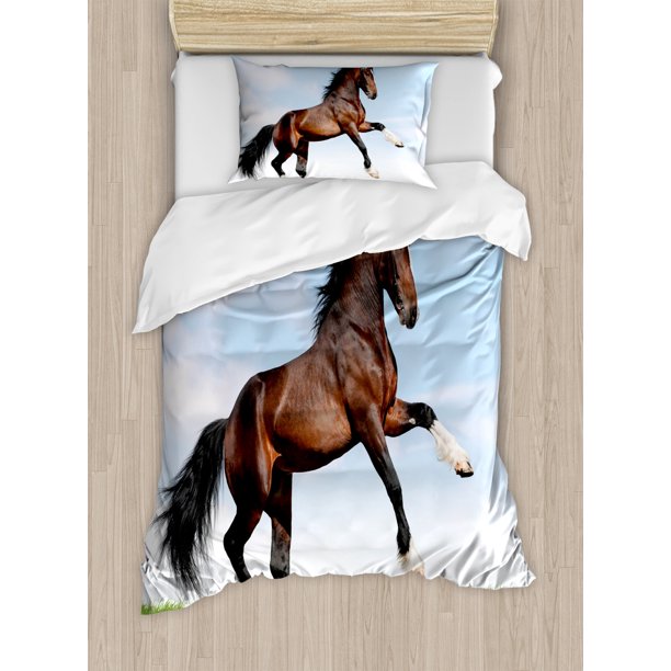 Horses Twin Size Duvet Cover Set, Bay Horse Pacing on the Grass