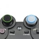 thumbnail image 3 of 2 piezas de agarres analógicos de silicona para pulgares Tapas de palo Cubiertas de joystick para PS4 / PS3 / ONE / ONE X / ONE S / 360 / Wii U Game Controllers (negro y rojo), 3 of 4