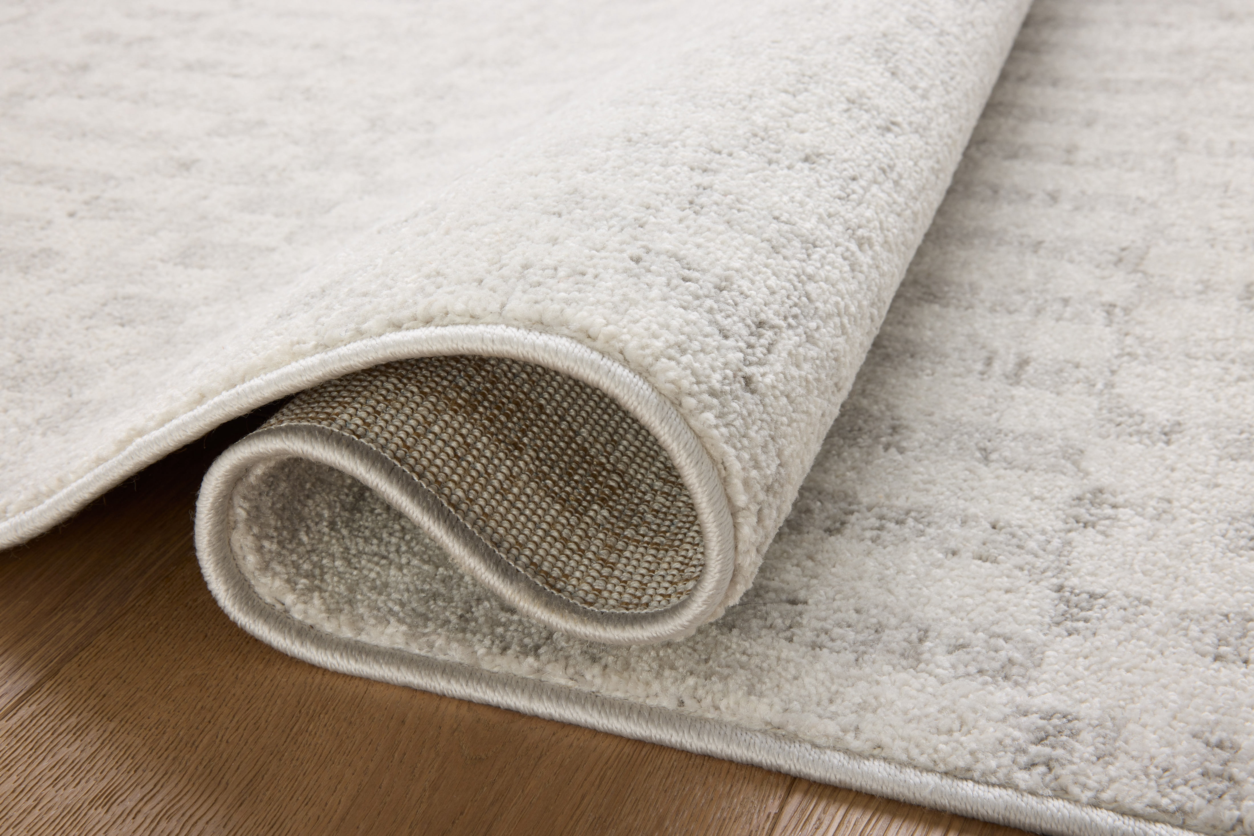 Loloi Kamala Ivory / Grey 2'-7" x 8'-0" Runner Rug