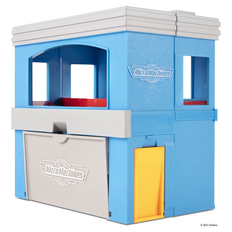 Micro Machines Medium Transforming Playset, Gas N Dash - Expanding
