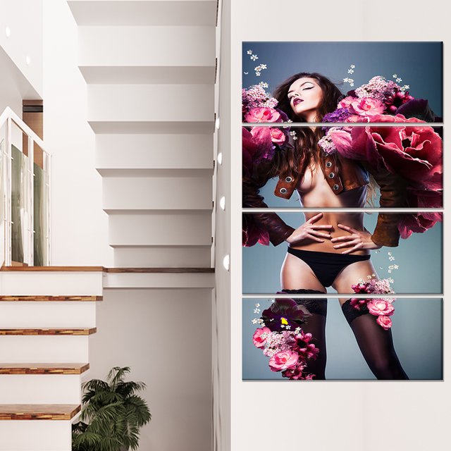 Femme Aguichant Érotique en Fleurs - Impression sur Toile Portrait