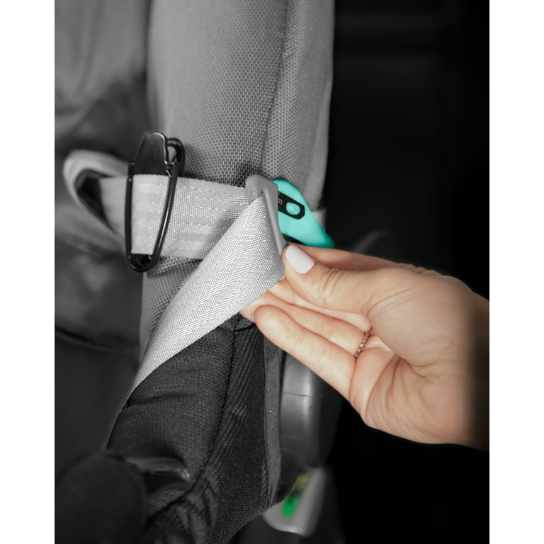 Car seat strap clearance magnets