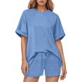 thumbnail image 1 of Conjunto de camiseta con mangas murciélago y pantalones cortos con cordón para mujer: diseño moderno, cintura ajustable, tejido suave, versátil para la playa o para estar por casa, 1 of 6